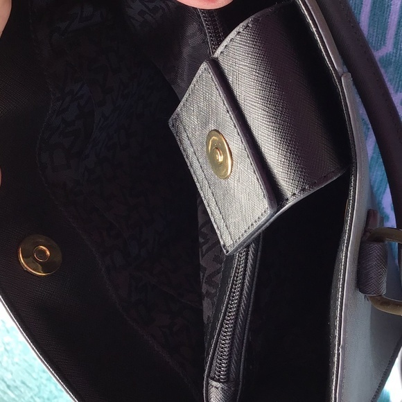 Donna Karan Satchel - Picture 4 of 7